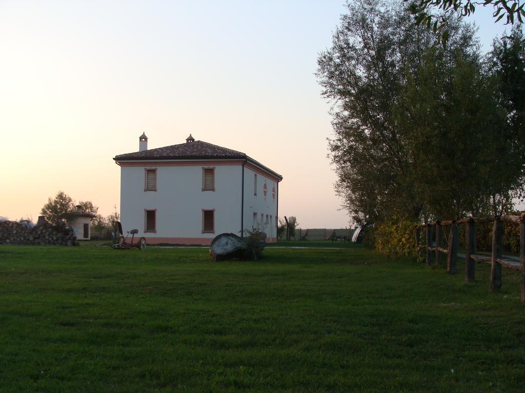 Antico Casale Dei Sogni Agriturismo Lugo  Exterior photo